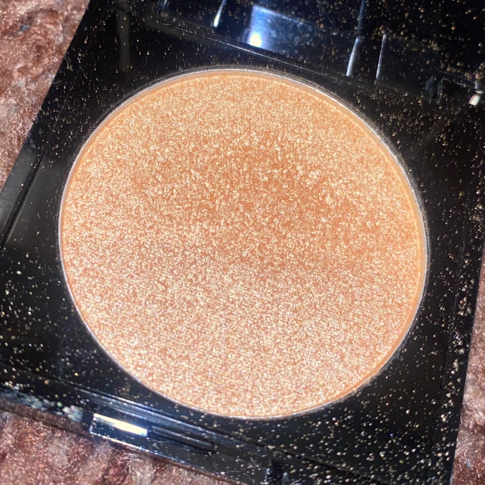 Shades By Shan Marjorie Highlighter Compact Palette Makeup